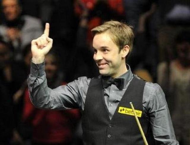 进攻单一的 进攻单一的