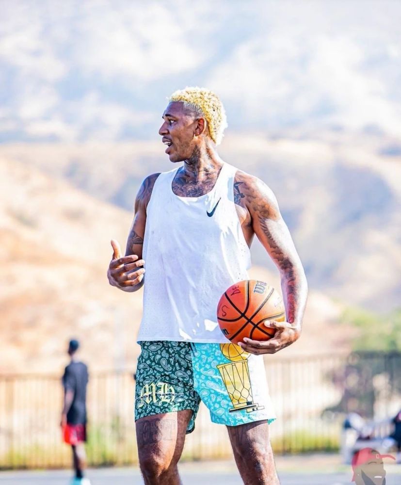 12人效应 12人效应